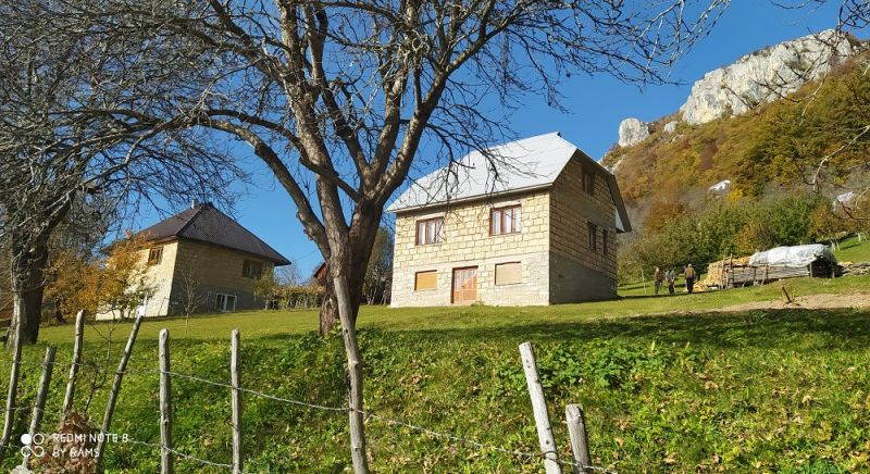 IZLET LJEŠTANICA I VODOPAD SKAKALA