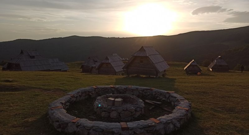 BICIKLISTIČKA TURA BIOGRADSKO JEZERO- VRANJAK-ŠTAVNA