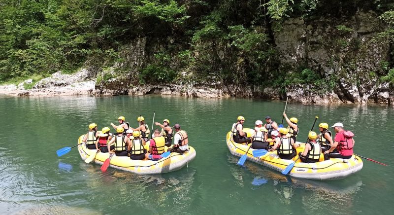 RAFTING TARA RIVER